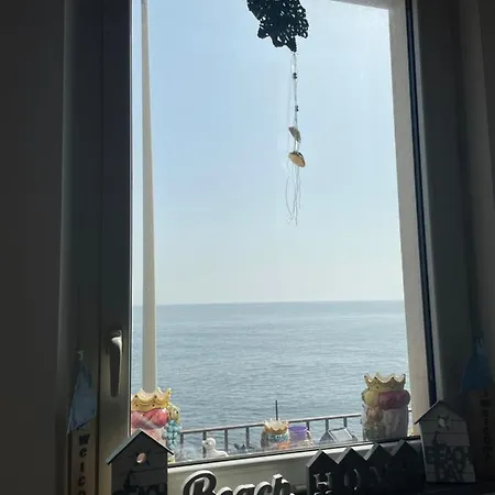 Sunshine Bed & Breakfast 3*